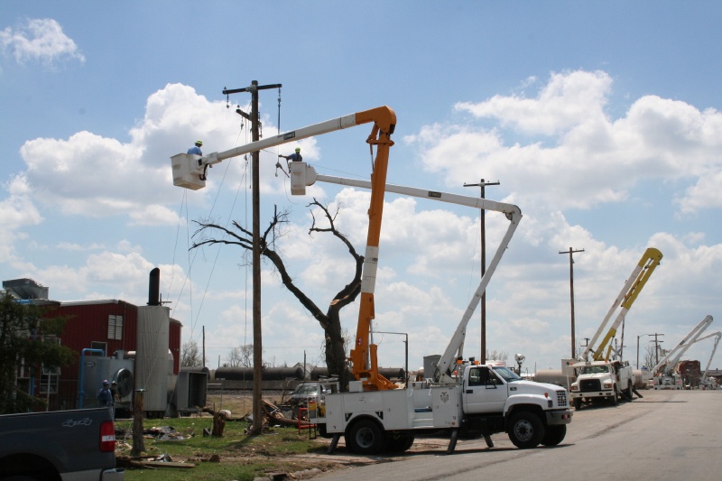 Notice the line of electrical workers - I can't begin to know how many hours they have worked this week