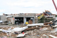 This was Kim's old garage as I am back on main street