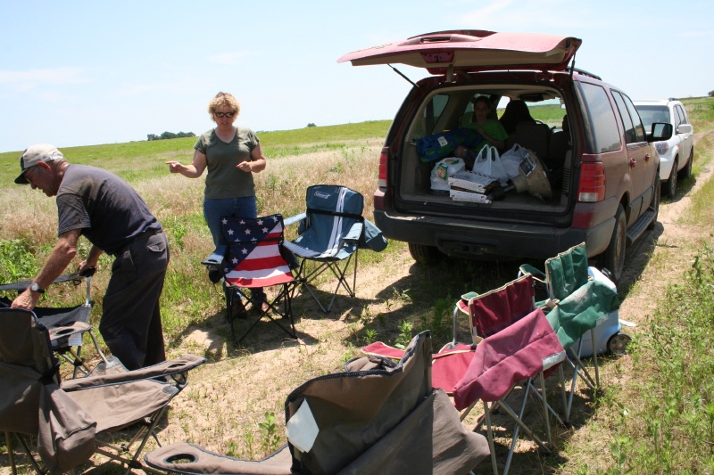 Lunch to the field