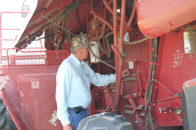 Guys try to unplug the combine