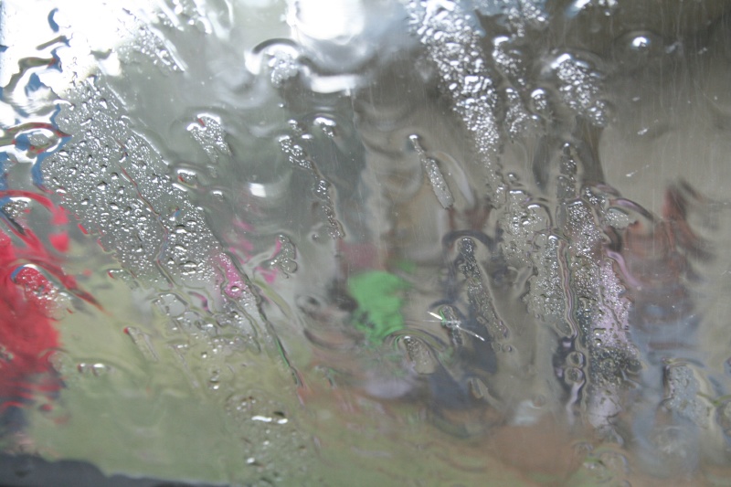 The rain hits!