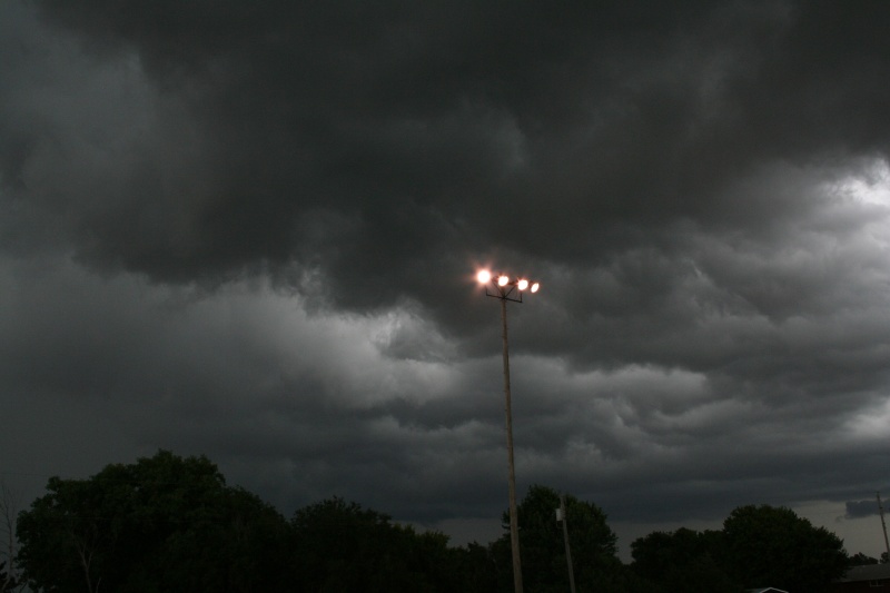 Kim thinks she sees rotation in the clouds...