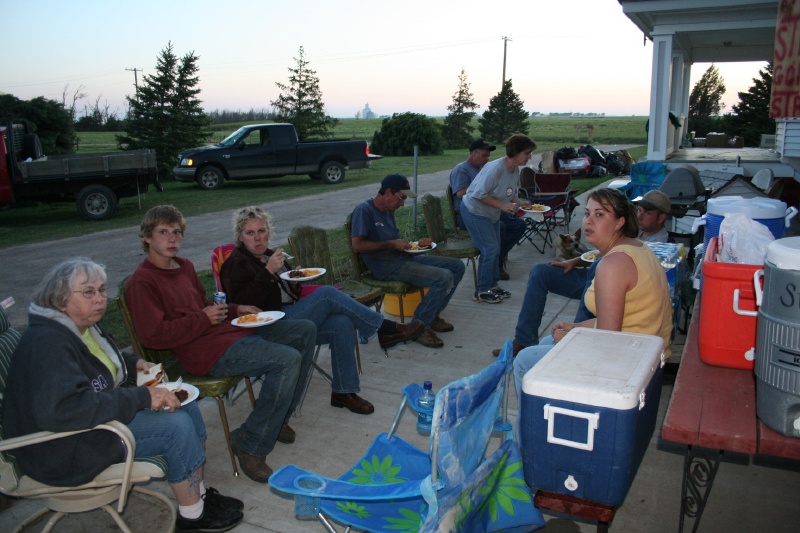Everyone grabs a bite to eat