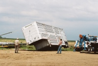 How to pick up a cattle hauler